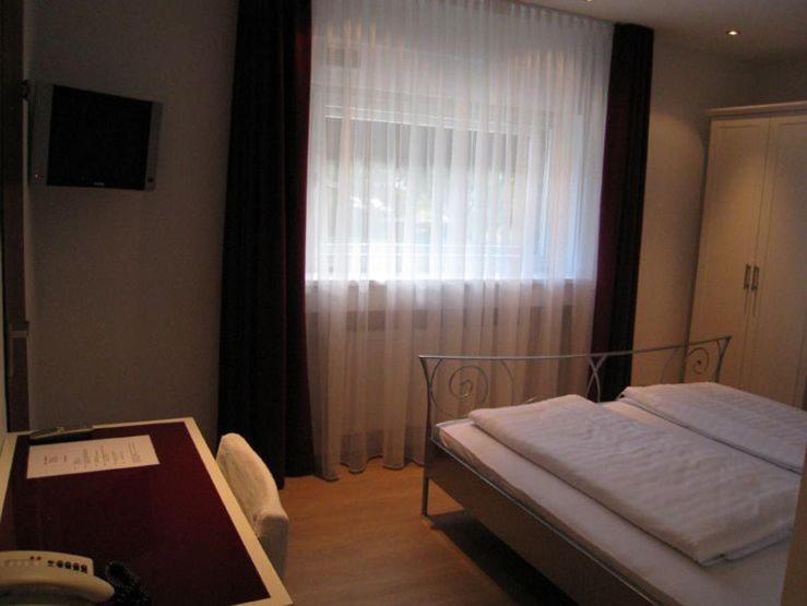 Hotel Barbarina Tübingen Quarto foto